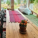 Family With Views Over Hadeland Tatil Evi Lunner