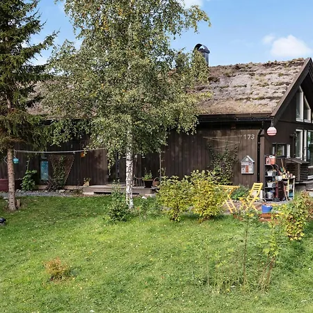 Family Cabin With Views Over Hadeland Tatil Evi Lunner